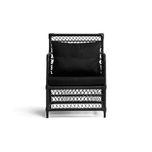 Poltrona Huelva em Corda Sintética, estrutura em alumínio revestido de corda sintética.